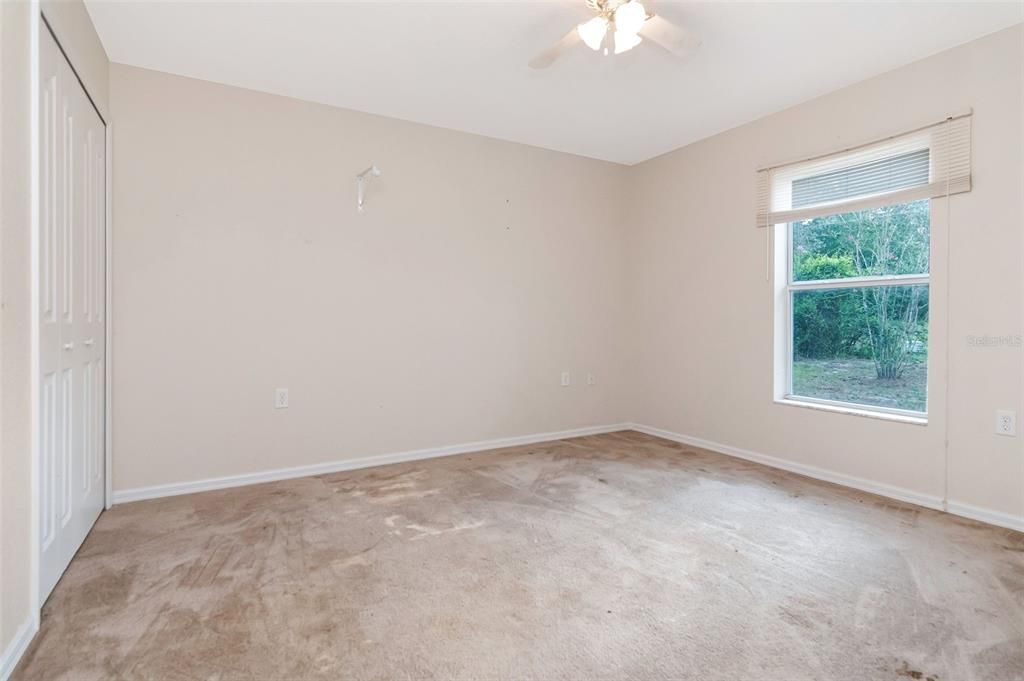 For Sale: $250,000 (3 beds, 2 baths, 1955 Square Feet)