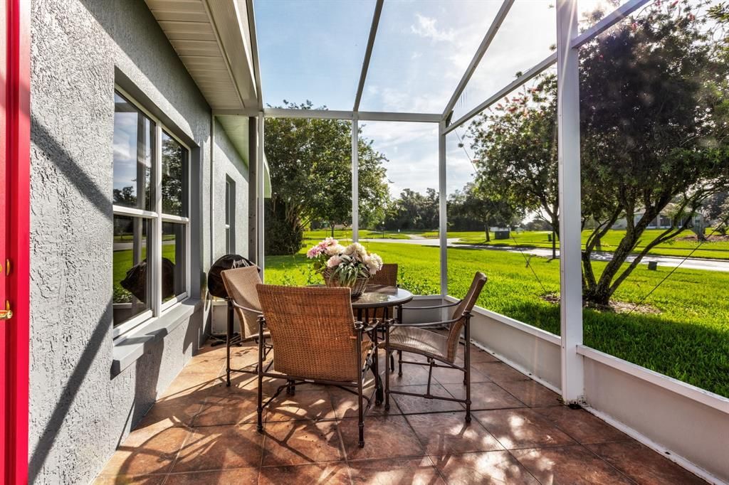 En Venta: $299,999 (3 camas, 2 baños, 1765 Pies cuadrados)