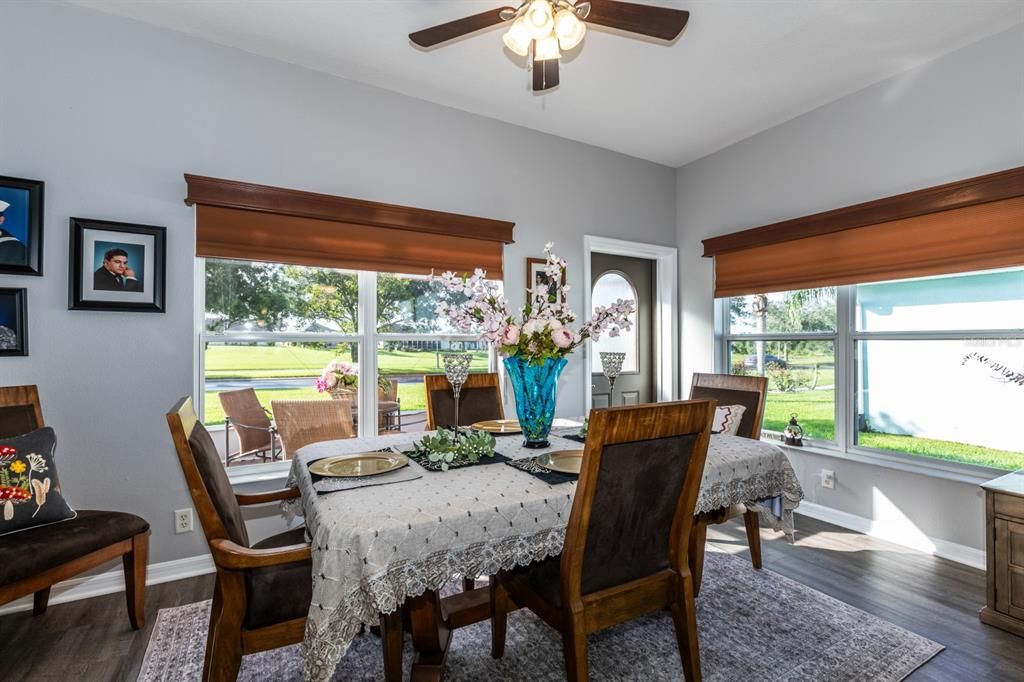En Venta: $299,999 (3 camas, 2 baños, 1765 Pies cuadrados)