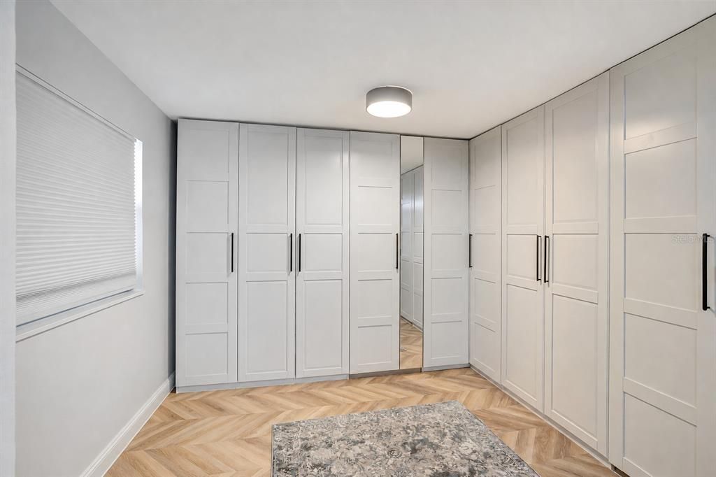 For Sale: $499,900 (3 beds, 2 baths, 1139 Square Feet)