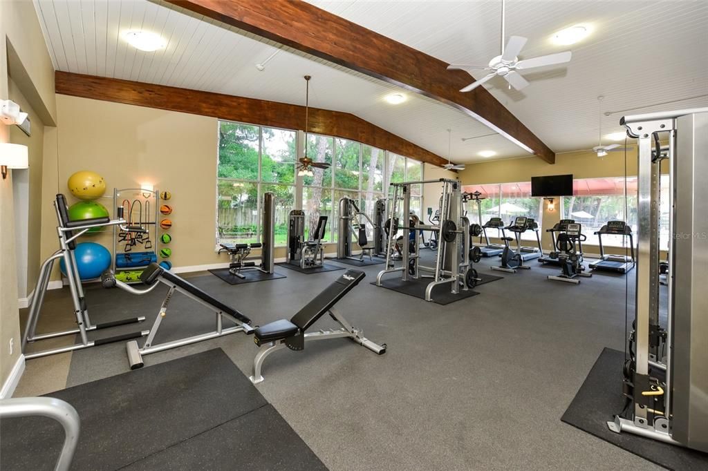 For Rent: $2,000 (2 beds, 2 baths, 1010 Square Feet)