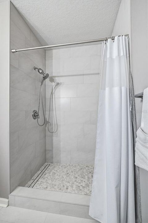 На продажу: $249,900 (1 спален, 1 ванн, 958 Квадратных фут)