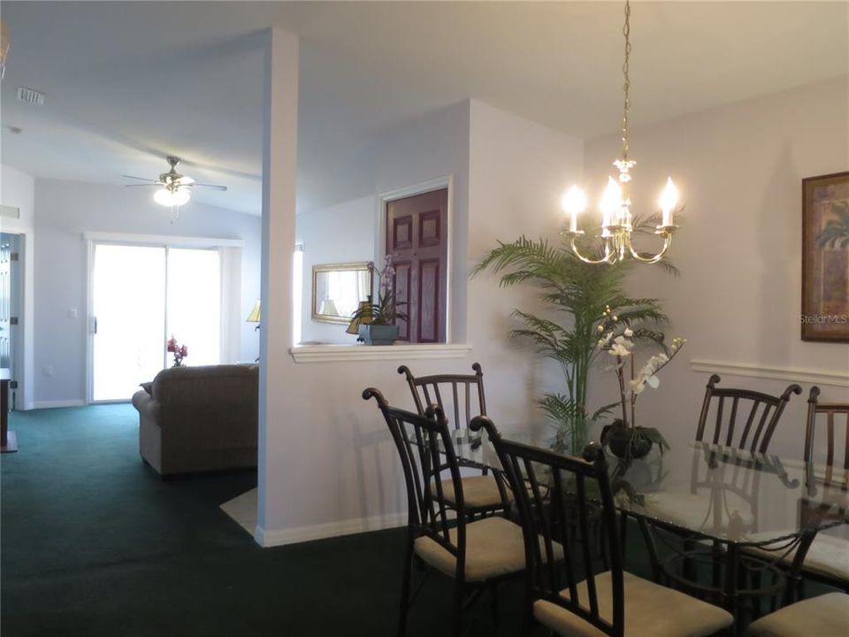 En Venta: $196,800 (3 camas, 2 baños, 1204 Pies cuadrados)