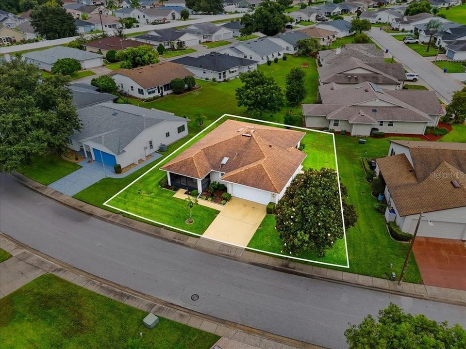 На продажу: $225,000 (2 спален, 2 ванн, 1196 Квадратных фут)
