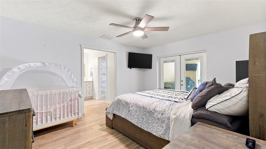 For Sale: $299,500 (3 beds, 2 baths, 1344 Square Feet)