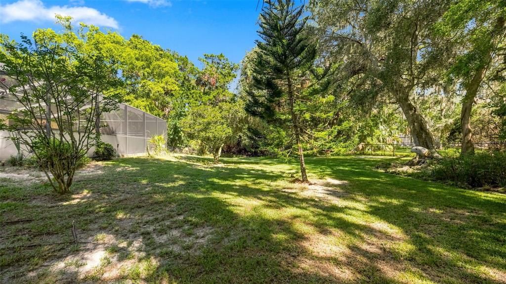 For Sale: $299,500 (3 beds, 2 baths, 1344 Square Feet)