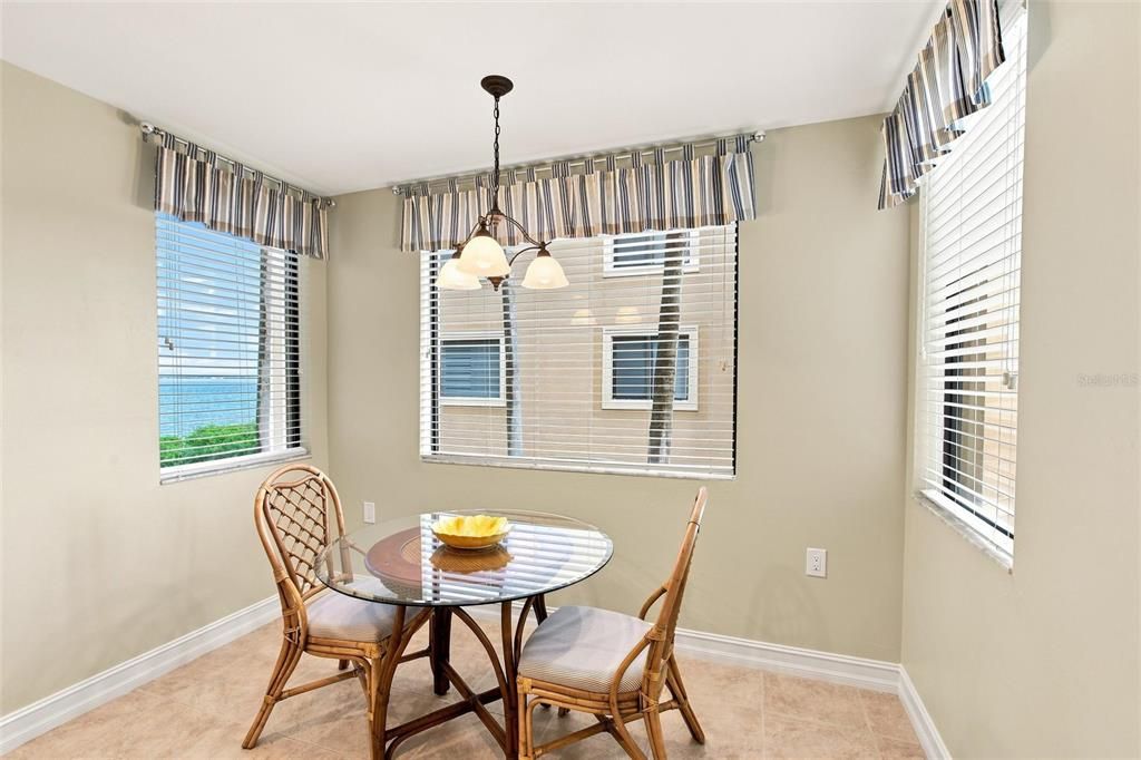 For Sale: $629,900 (3 beds, 3 baths, 2398 Square Feet)