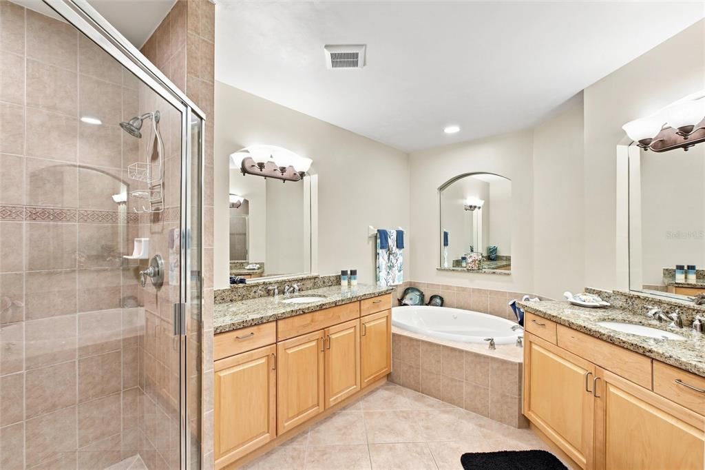 For Sale: $629,900 (3 beds, 3 baths, 2398 Square Feet)