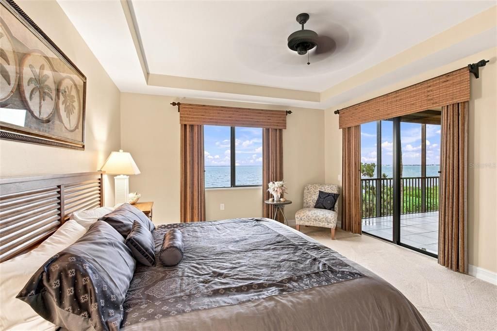 For Sale: $629,900 (3 beds, 3 baths, 2398 Square Feet)