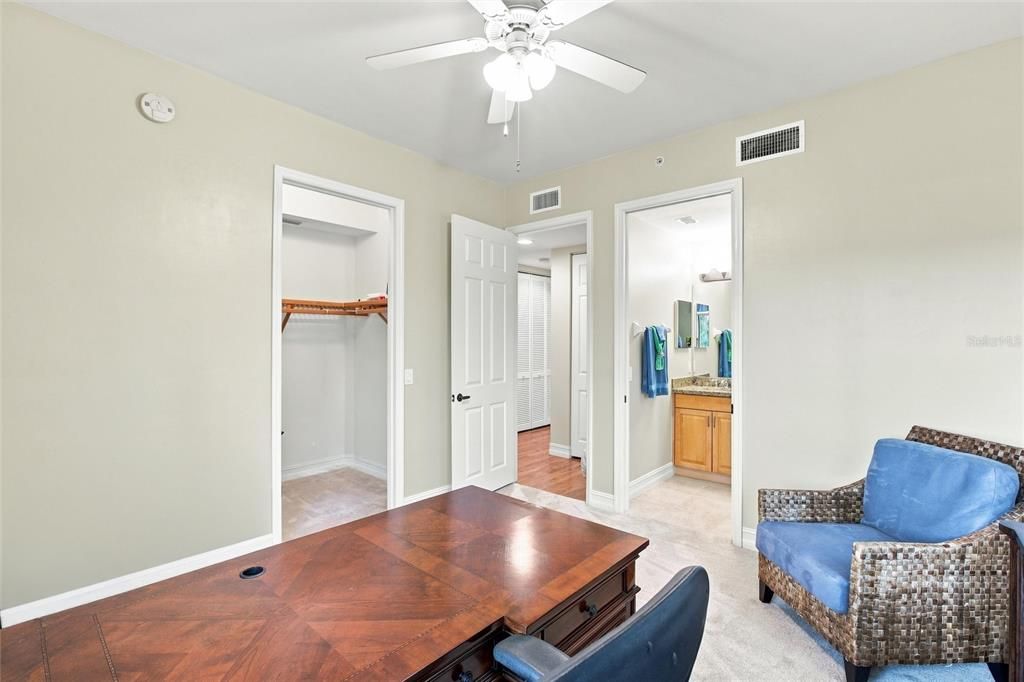 For Sale: $629,900 (3 beds, 3 baths, 2398 Square Feet)
