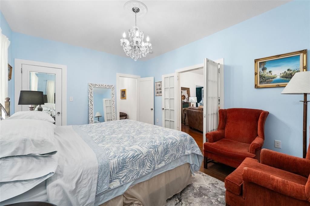 For Sale: $359,000 (0 beds, 0 baths, 2559 Square Feet)