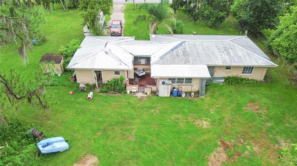 Activo con contrato: $285,000 (3 camas, 2 baños, 1467 Pies cuadrados)