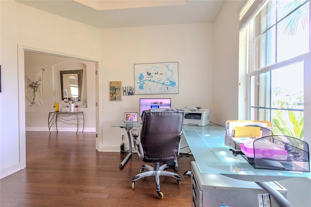 For Sale: $460,000 (3 beds, 2 baths, 2050 Square Feet)