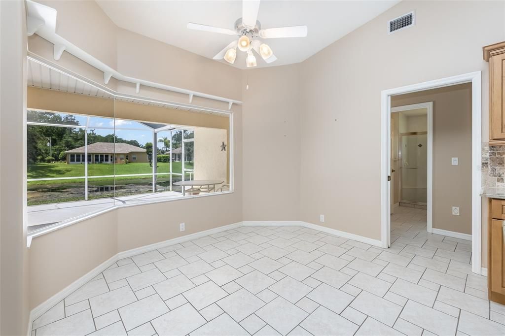 For Sale: $399,900 (4 beds, 2 baths, 2375 Square Feet)