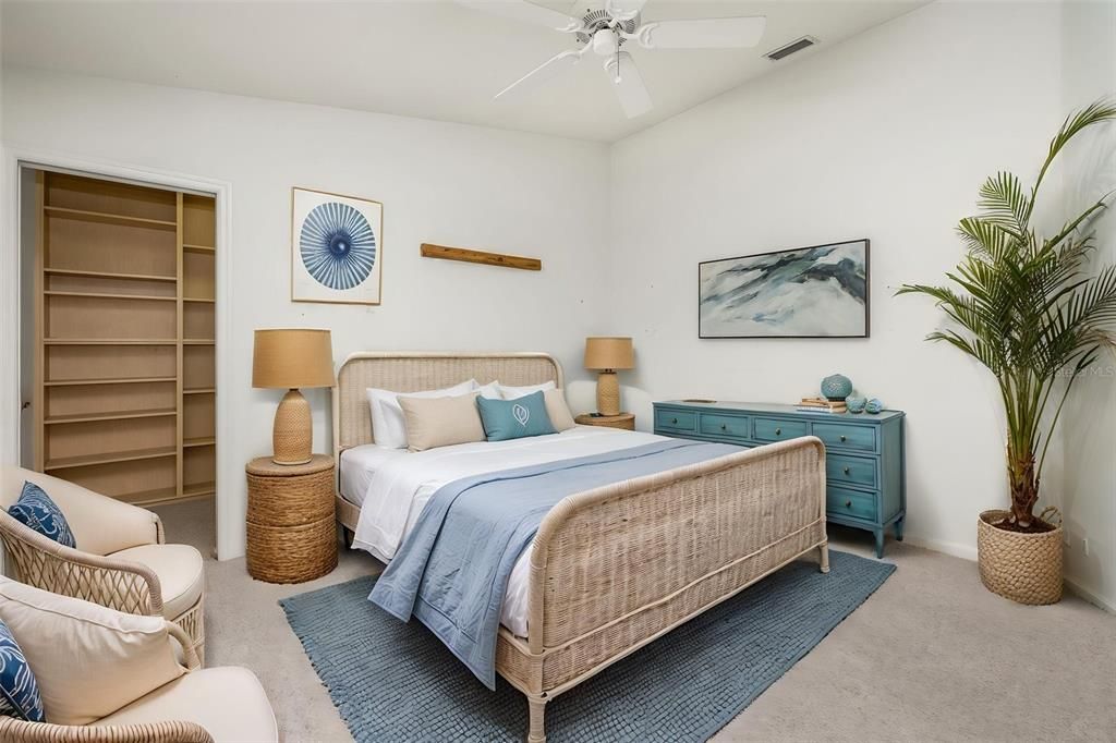 For Sale: $399,900 (4 beds, 2 baths, 2375 Square Feet)