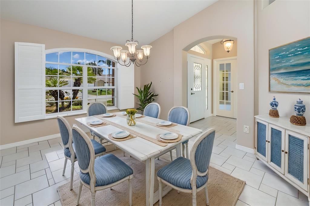 For Sale: $399,900 (4 beds, 2 baths, 2375 Square Feet)