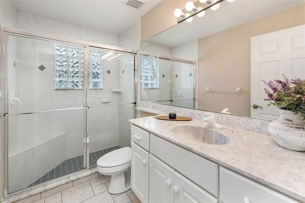 For Sale: $399,900 (4 beds, 2 baths, 2375 Square Feet)