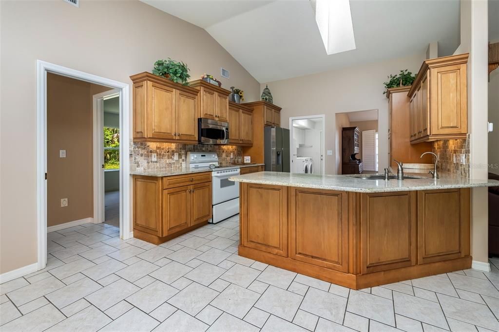 For Sale: $399,900 (4 beds, 2 baths, 2375 Square Feet)