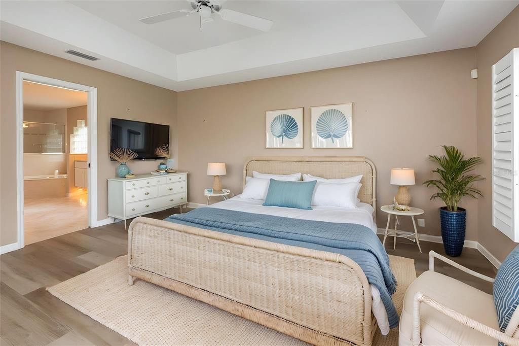 For Sale: $399,900 (4 beds, 2 baths, 2375 Square Feet)