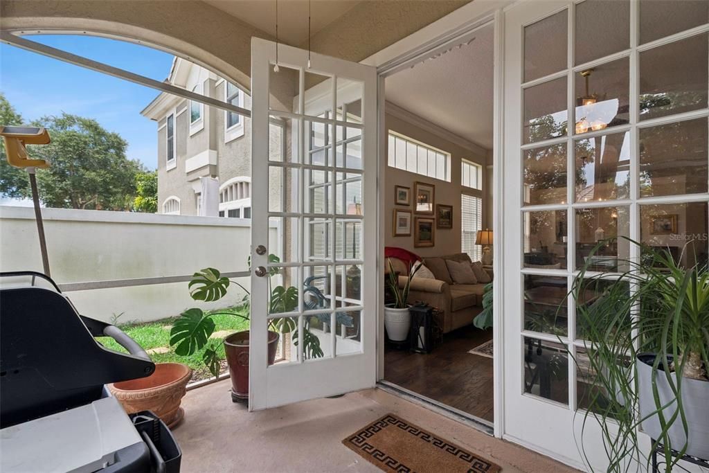 En Venta: $529,900 (3 camas, 2 baños, 1687 Pies cuadrados)