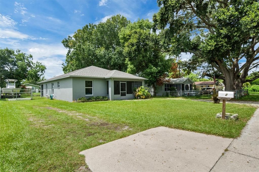 En Venta: $295,000 (3 camas, 2 baños, 1324 Pies cuadrados)