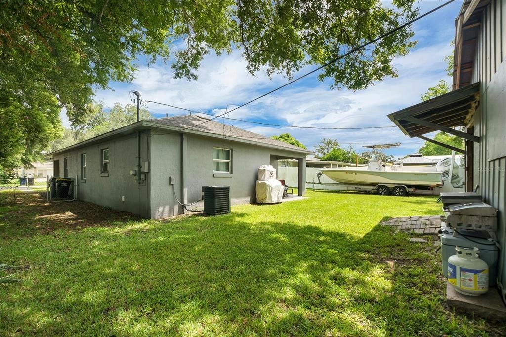 En Venta: $295,000 (3 camas, 2 baños, 1324 Pies cuadrados)