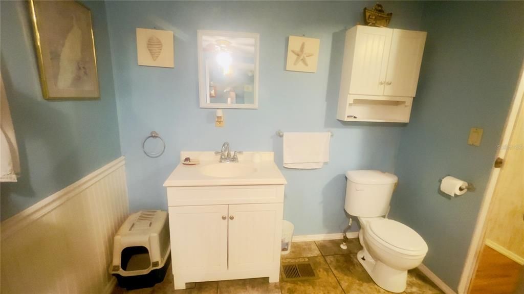 For Sale: $114,900 (2 beds, 2 baths, 1008 Square Feet)