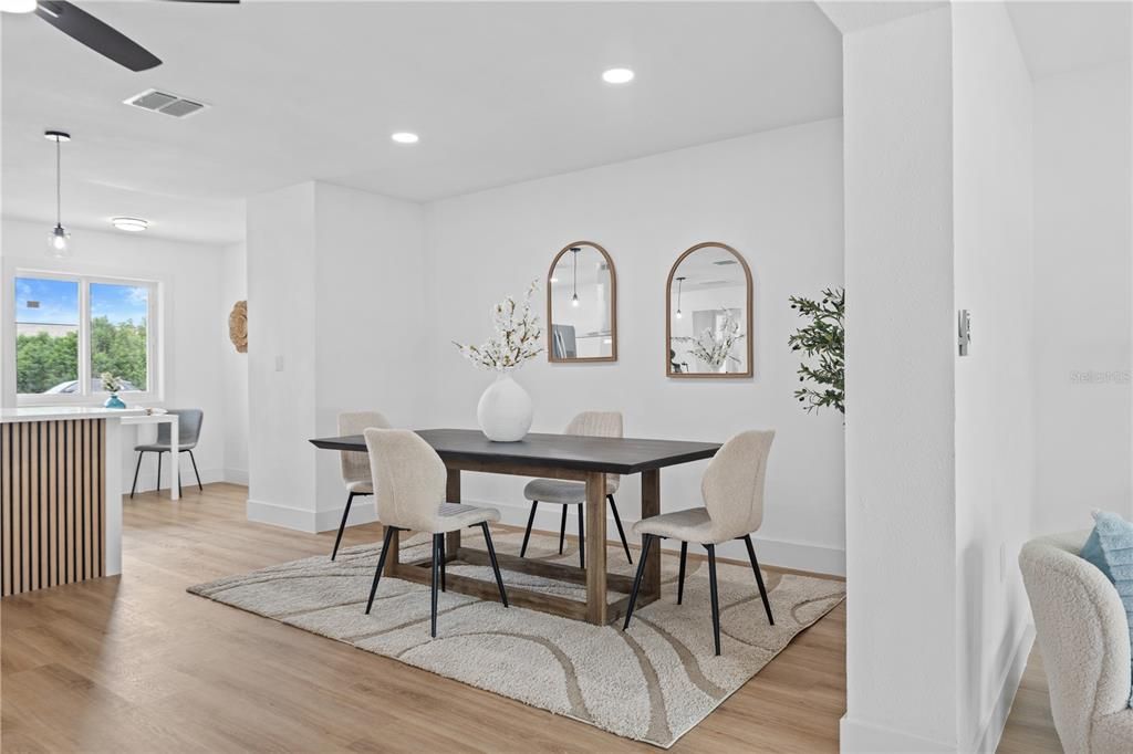 For Sale: $299,000 (2 beds, 2 baths, 1402 Square Feet)