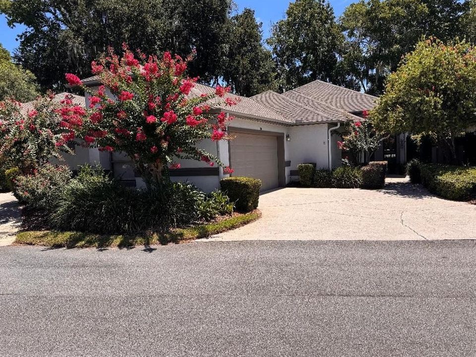 For Sale: $359,000 (3 beds, 2 baths, 1975 Square Feet)