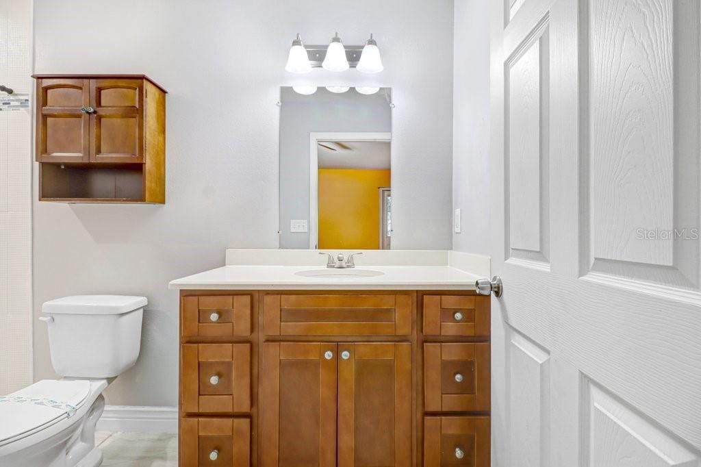 For Rent: $2,375 (3 beds, 2 baths, 1377 Square Feet)