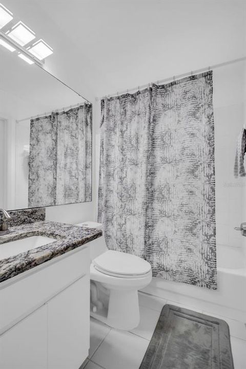 For Sale: $280,000 (2 beds, 2 baths, 1129 Square Feet)