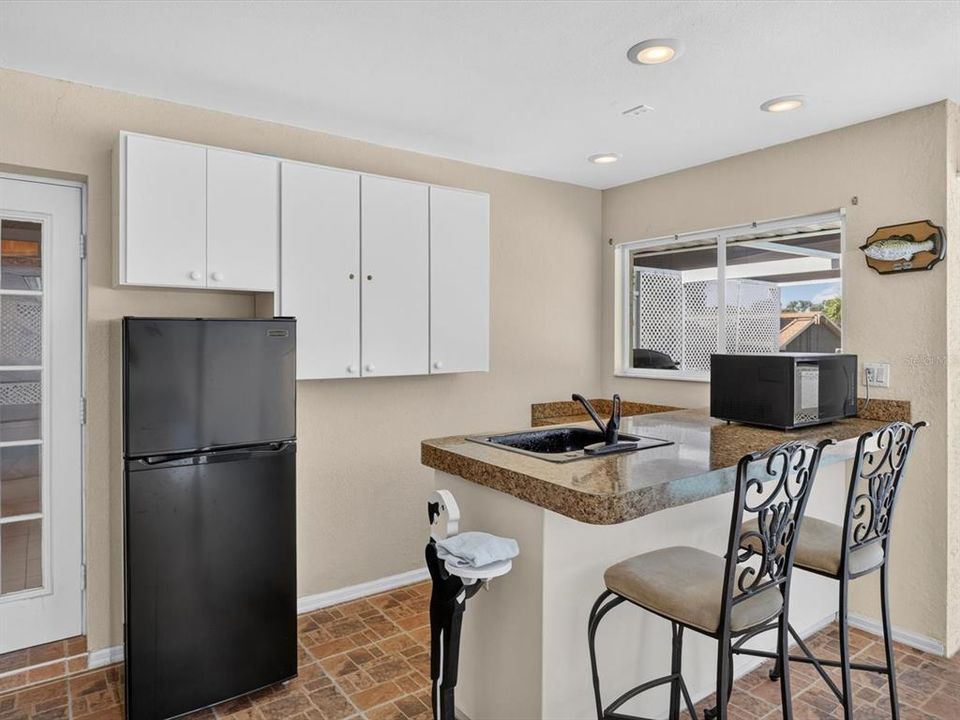 For Sale: $350,000 (3 beds, 2 baths, 2191 Square Feet)