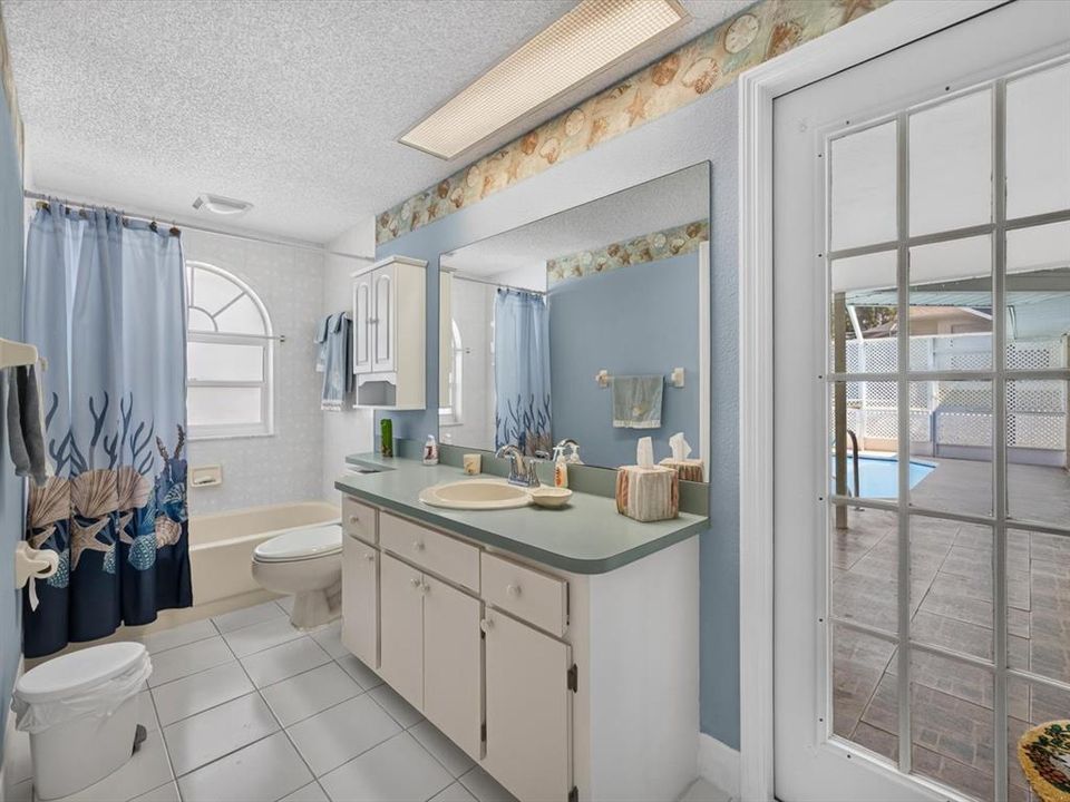For Sale: $350,000 (3 beds, 2 baths, 2191 Square Feet)