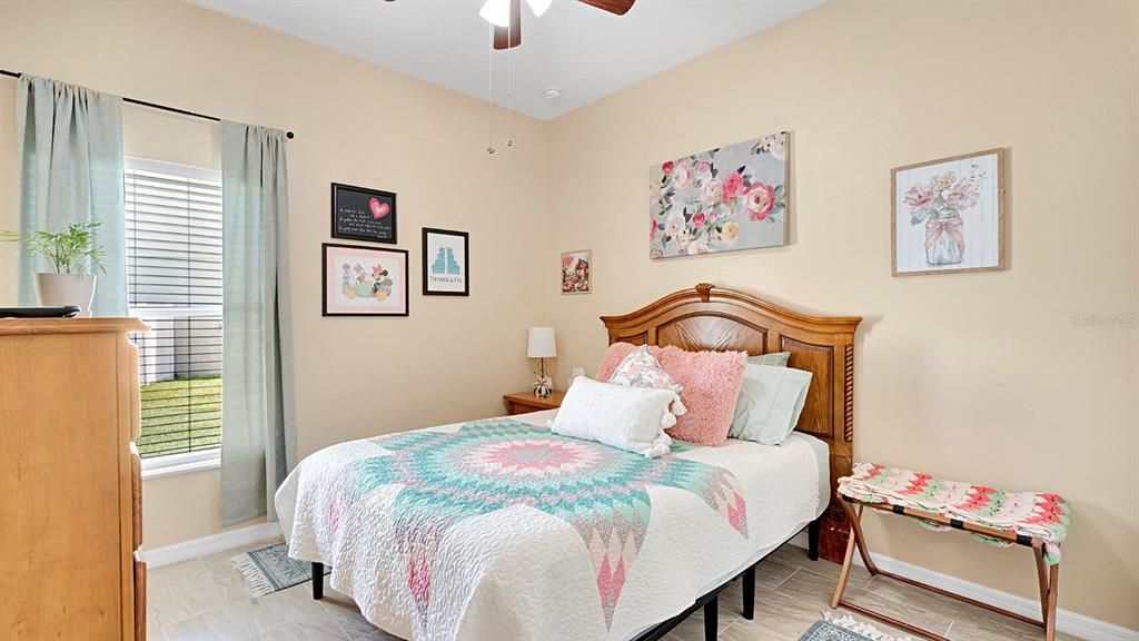 En Venta: $450,000 (5 camas, 2 baños, 2028 Pies cuadrados)