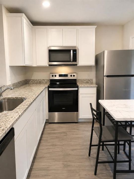 En Venta: $250,000 (3 camas, 2 baños, 1270 Pies cuadrados)
