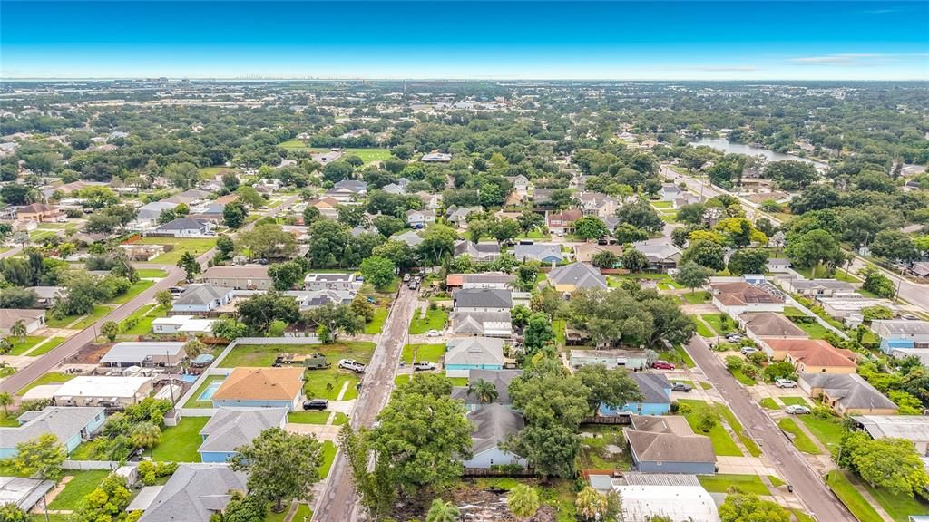 En Venta: $395,000 (3 camas, 2 baños, 1272 Pies cuadrados)