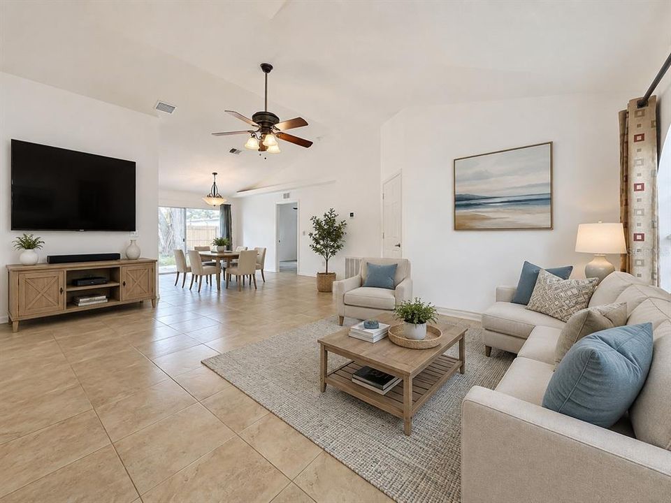 En Venta: $395,000 (3 camas, 2 baños, 1272 Pies cuadrados)