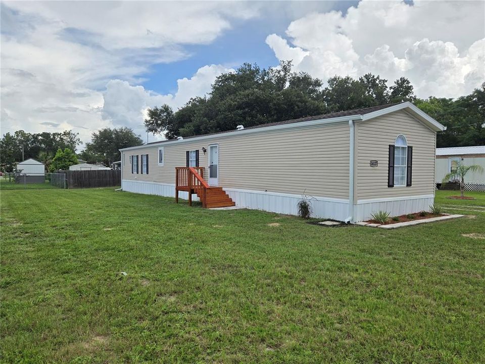 For Sale: $189,900 (3 beds, 2 baths, 1216 Square Feet)