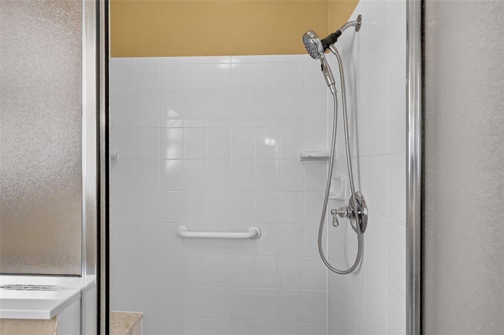 For Sale: $415,000 (3 beds, 2 baths, 1902 Square Feet)