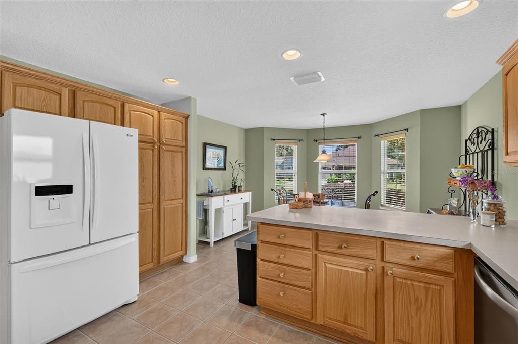 For Sale: $415,000 (3 beds, 2 baths, 1902 Square Feet)