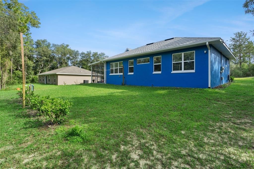 For Sale: $295,000 (2 beds, 2 baths, 1530 Square Feet)