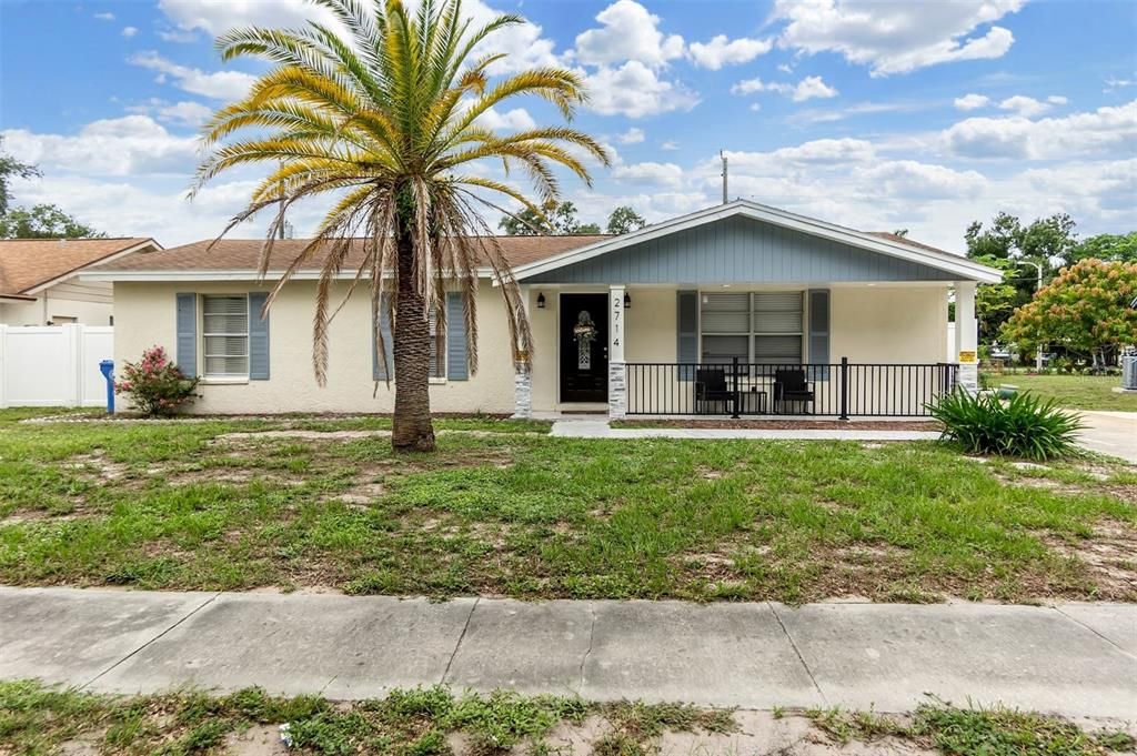 For Sale: $499,000 (4 beds, 2 baths, 1250 Square Feet)