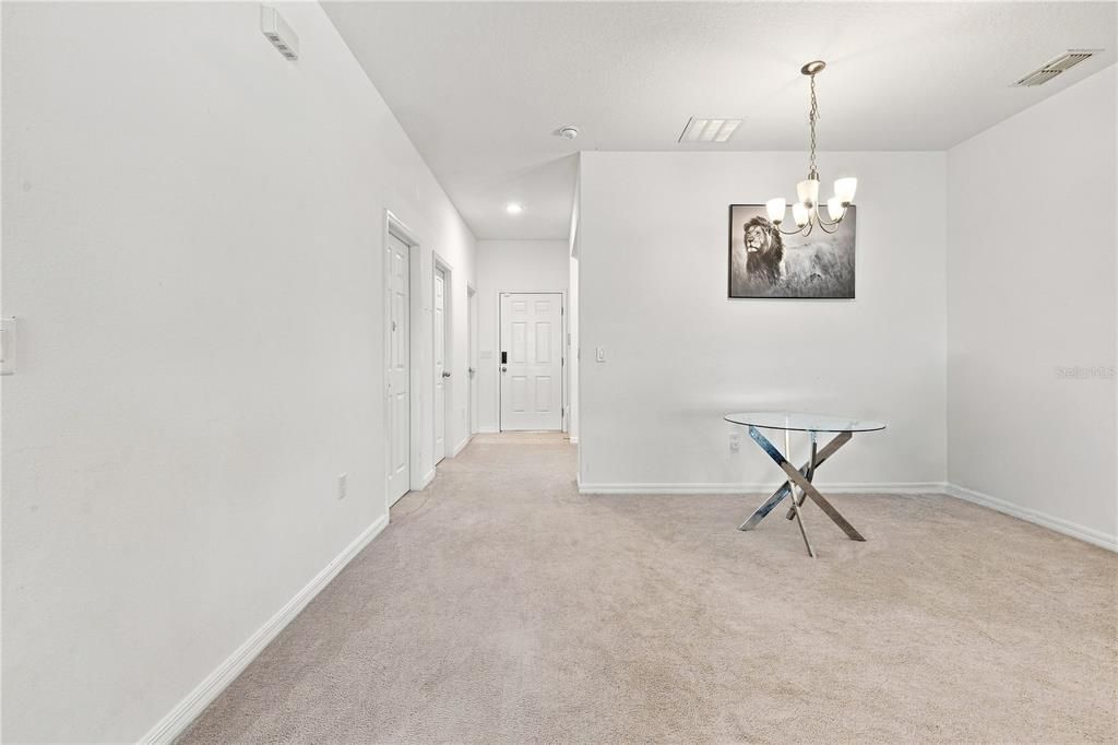 En Venta: $289,900 (3 camas, 2 baños, 1571 Pies cuadrados)