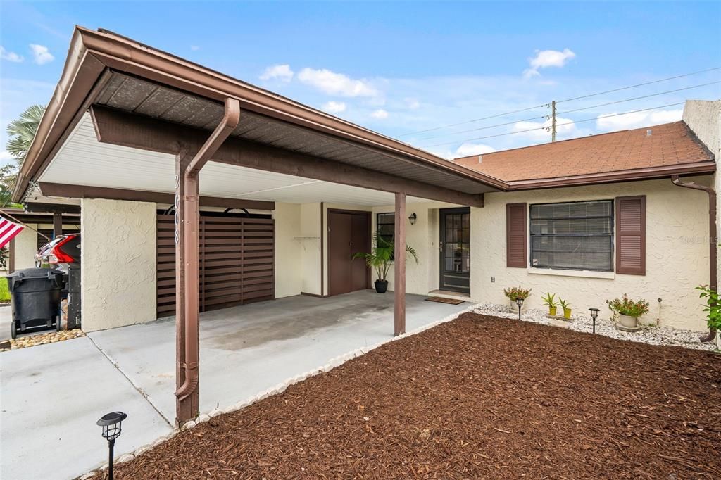 For Sale: $224,900 (2 beds, 2 baths, 935 Square Feet)