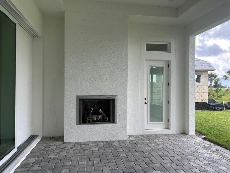 En Venta: $1,497,430 (4 camas, 3 baños, 3193 Pies cuadrados)