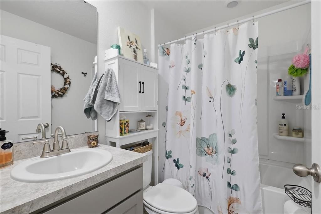 For Sale: $469,000 (4 beds, 2 baths, 1806 Square Feet)