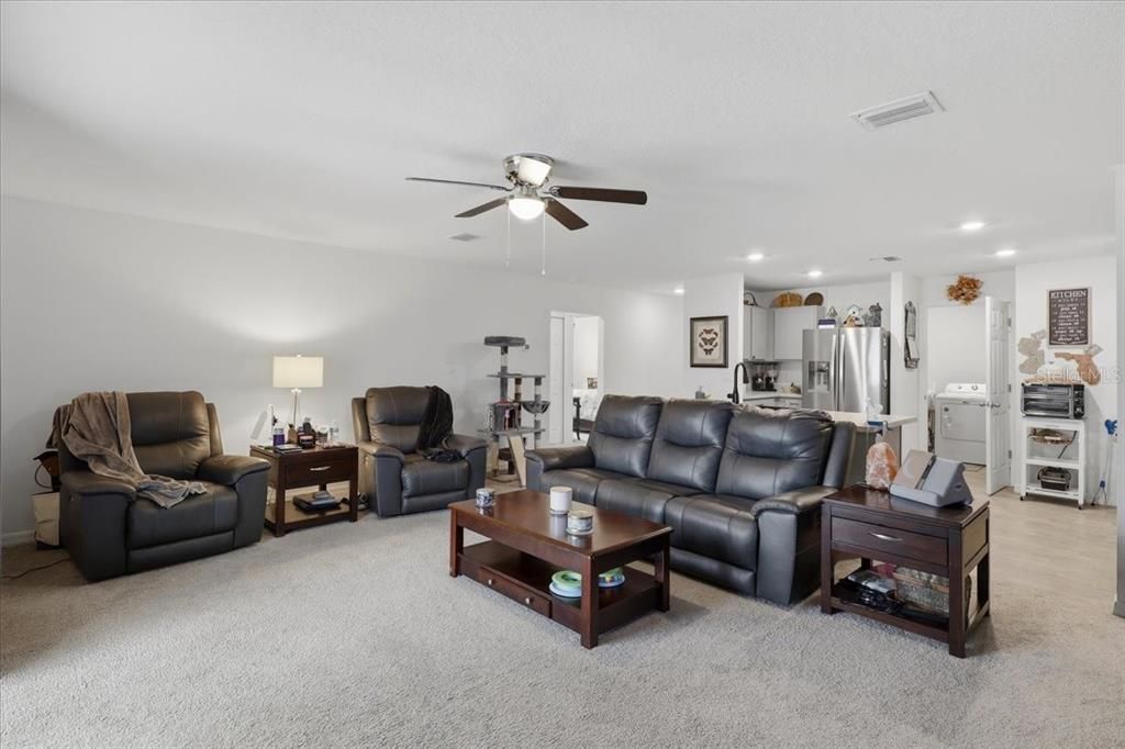 For Sale: $469,000 (4 beds, 2 baths, 1806 Square Feet)