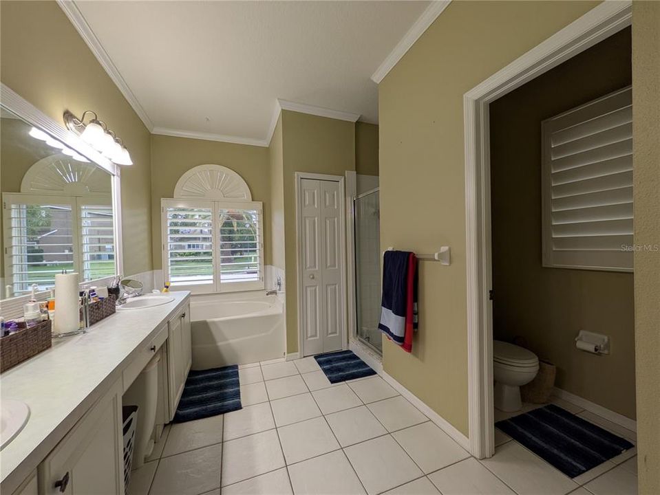 For Rent: $3,900 (3 beds, 2 baths, 1869 Square Feet)