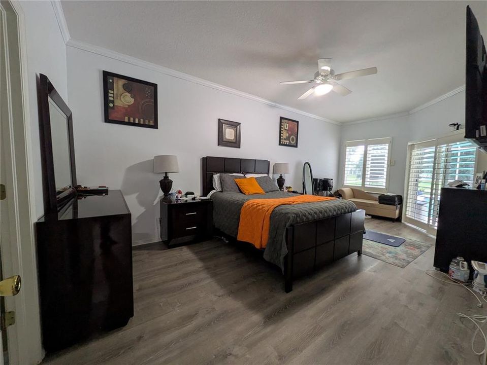 For Rent: $3,900 (3 beds, 2 baths, 1869 Square Feet)