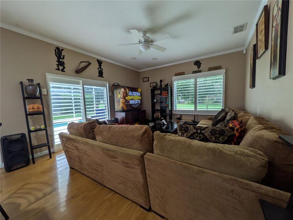 For Rent: $3,900 (3 beds, 2 baths, 1869 Square Feet)